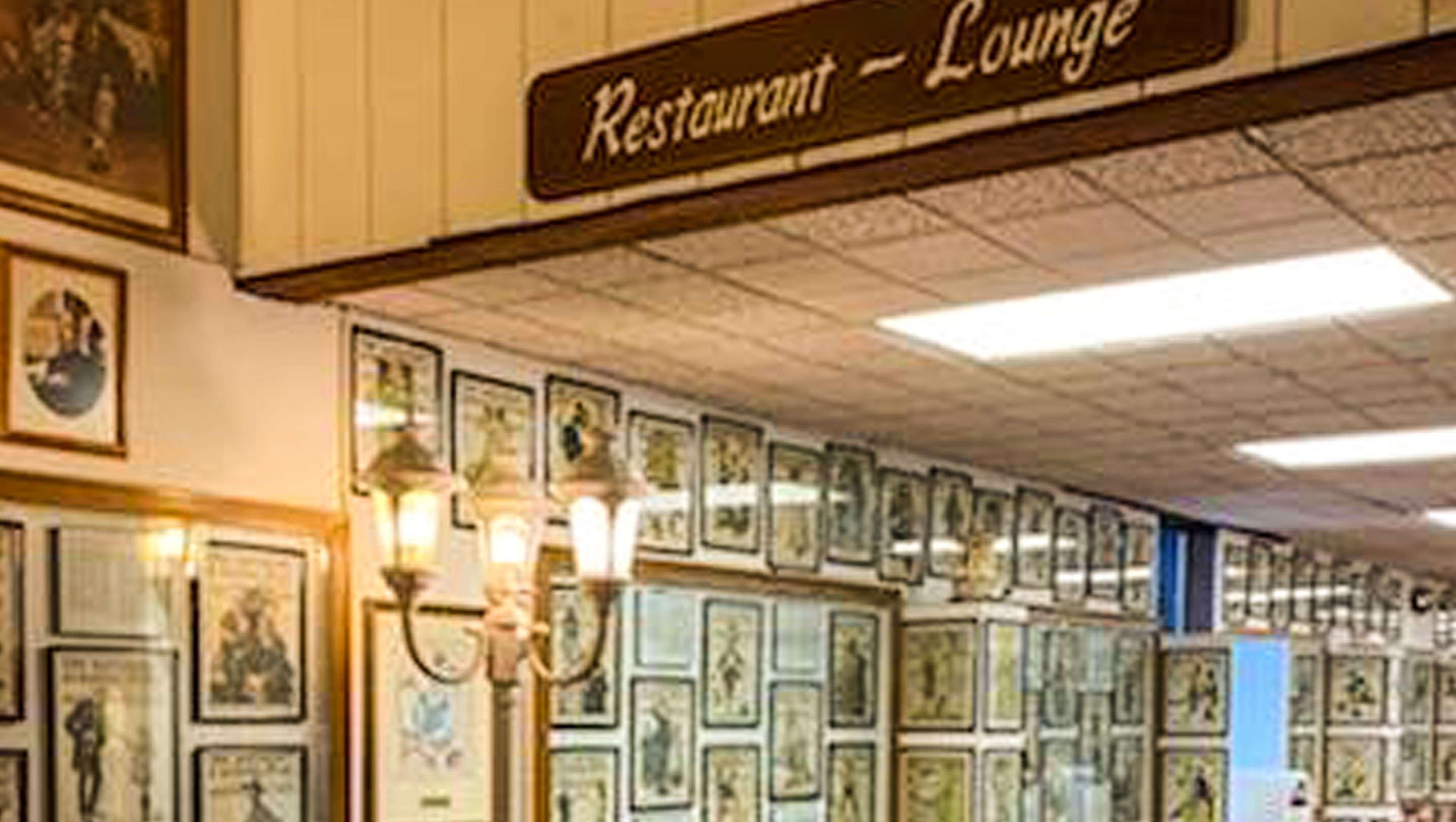 Voyageur Inn And Conference Center Reedsburg Exteriör bild